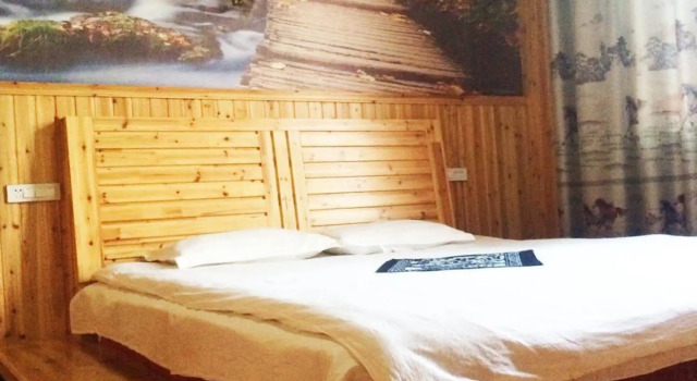 Wuzhen Happiness Pervades the Theme Inn