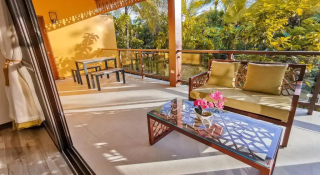 Habitación familiar Estándar con balcón Loboc River Resort