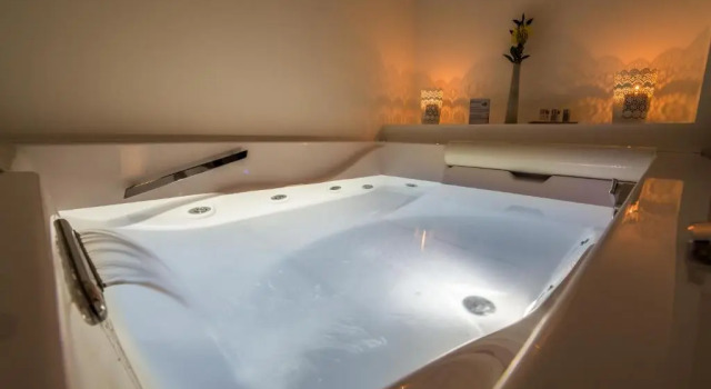 Номер Deluxe Blue Inn Luxury Suites