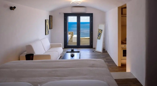 Полулюкс LF Suites & Villas
