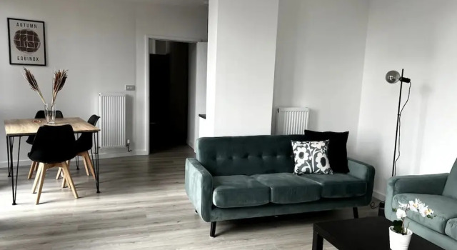 Manhattan Pad by condokeeper