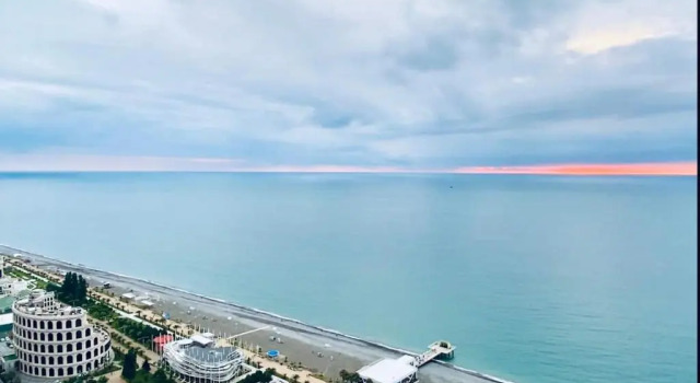 Sea view apart-hotel ORBI TWIN TOWERS 1413, Book Hotel Batumi 