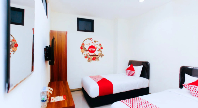 Standard Twin room Uno Hotel