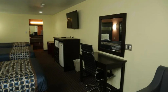 Шестиместный номер Standard Theroffs Motel