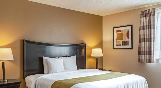 Люкс Comfort Inn & Suites Pacific - Auburn