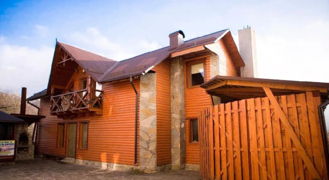 Апартаменты Дуплекс Cottage Gutsulia
