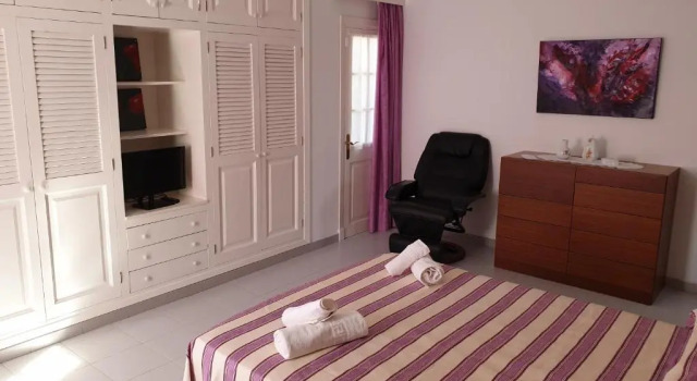 Apartamentos Piscis, Réserver Villa Cala Blanca Minorque