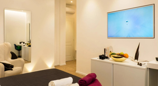 CeO LUXURY SUITE DI CAGLIARI, Забронировать Отель «постель и завтрак» Кальяри Южная Сардиния, рядом с Национальный археологический музей