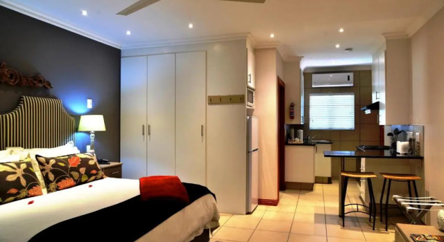 Студия Superior Rivonia Premier Lodge