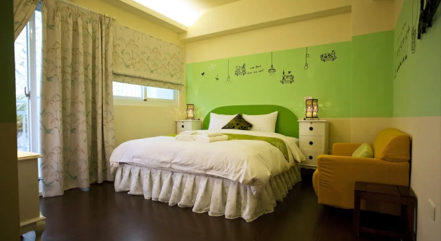 Трёхместный номер Standard с балконом Sweet Rainbow B&B