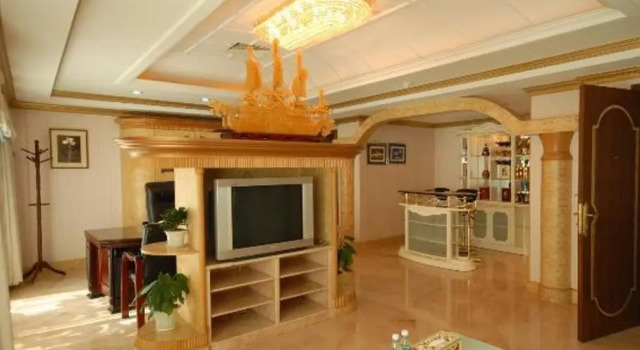 Tamhoi Hotel, Rezerwuj Hotel Hotele w Shenzhen z parkingiem, Parking
