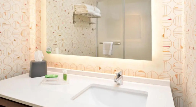 Люкс Holiday Inn & Suites Orlando - I-Drive - Theme Parks by IHG