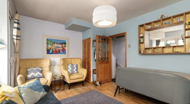 Charming 1BR Highbury Flat With Balcony, Забронировать Отель Отели Англии 3 звезды, 3*