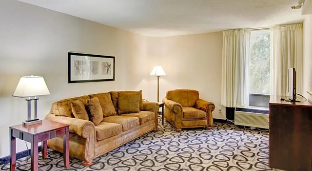 Suite Stayable Select Gainesville
