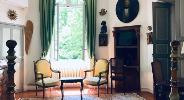 Château de Saint-Girons Luxury Guest House in Provence, Rezerwuj Pensjonat Aix-en-Provence Carros