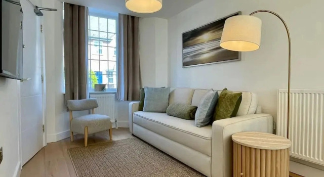 Canterbury City Stay Duplex 2 min to Station, Varaa Lomakoti Canterbury Kent