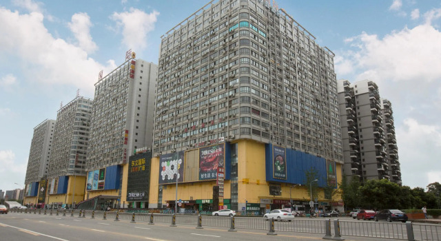 Hanting Hotel Chengdu Zhaojuesi Nan Road Metro Station, Prenota Hotel Chenghua 