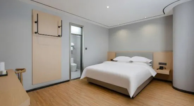 Люкс Shangyue Preferred Hotel (Zhengzhou Xinzheng Longhu Jinyicheng Shopping Center)