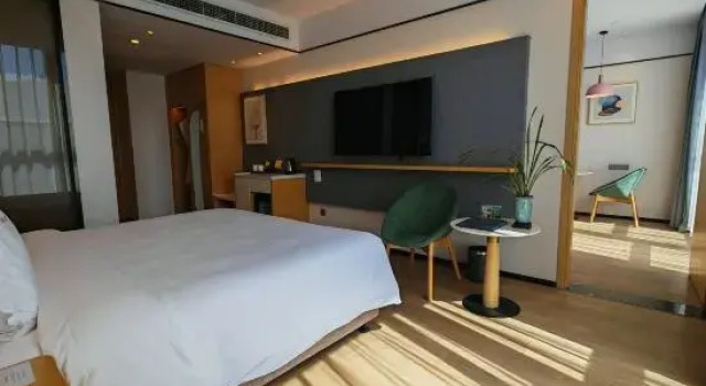 Люкс Holiday Inn Xi’an High Tech Zone by IHG