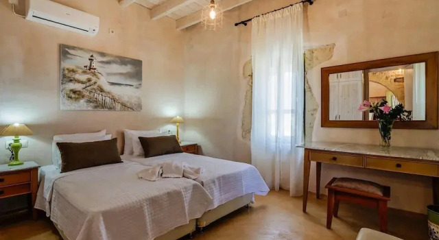 Cozy Holiday Home in Cretan Country Style