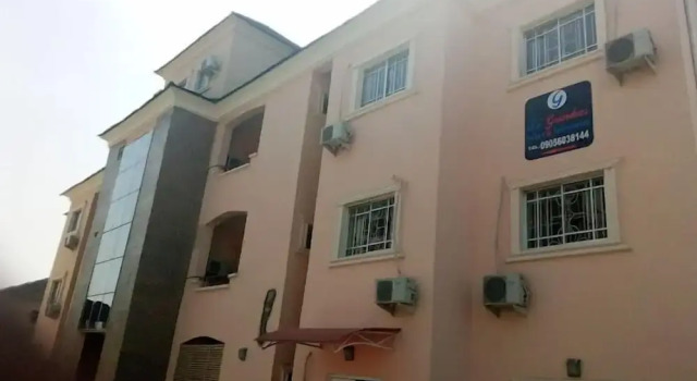 La Grandees Suites and Apartment, Prenota Appartamento Hotel a Bwari con parcheggio, Parcheggio