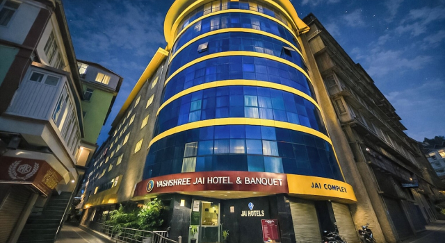 Yashshree Jai Hotel & Banquet, Забронировать Отель Дарджилинг East Zone, рядом с Храм Махакал Мандир
