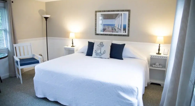 Номер Standard Allen Harbor Breeze Inn & Gardens