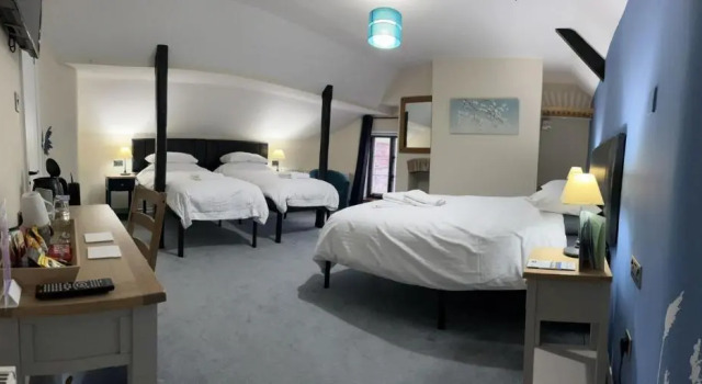 Семейный номер Standard Old Manor House B&B