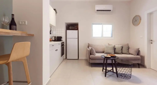 Апартаменты AirTLV - HaHagmon Apartments