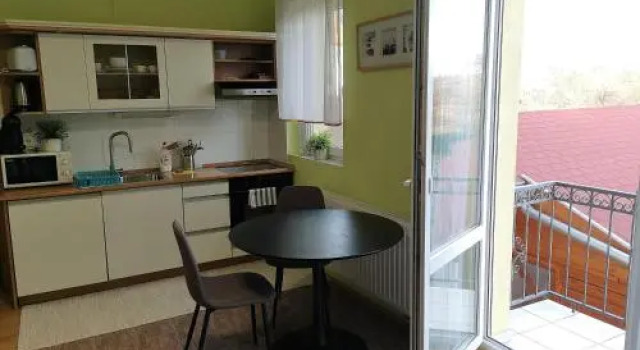 Apartment in Villa Viktoria, Book Lejlighed Hoteller i Western Transdanubia med parkering, Parkering