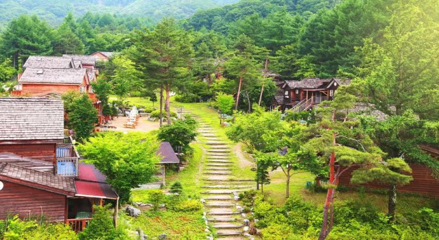 Pyeongchang Mayfair Deneb Pension, Boek Hotel Hotels in Gangwon-Do met parkeren, Parkeren