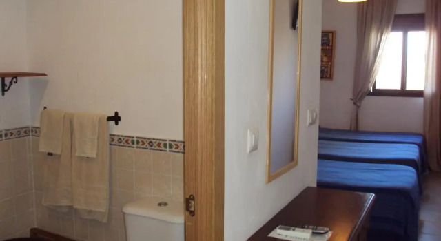 Трёхместный номер Standard Hostal Fenix