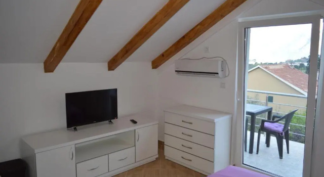 Apartments Coso, Book Lejlighed Hoteller i Kotor Riviera med parkering, Parkering