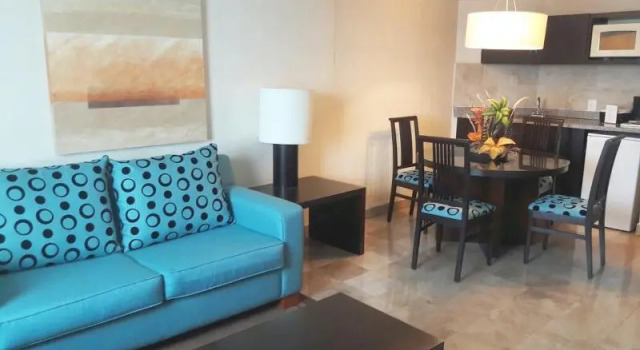 Полулюкс Holiday Inn Uruapan by IHG
