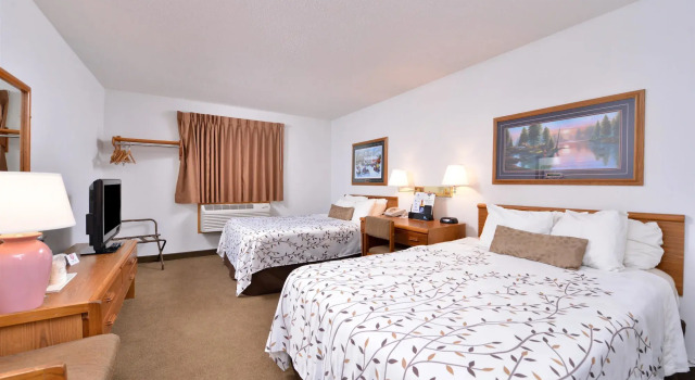 America's Best Value Inn & Suites International Falls, Varaa Hotelli Hotellit Minnesota pysäköinnillä, Pysäköinti