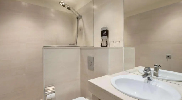 Двухместный номер Standard NH Amsterdam Leidseplein