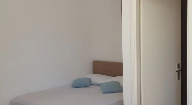 Studio apartment GIRO, Rezerwuj Apartament Pisak Split Region