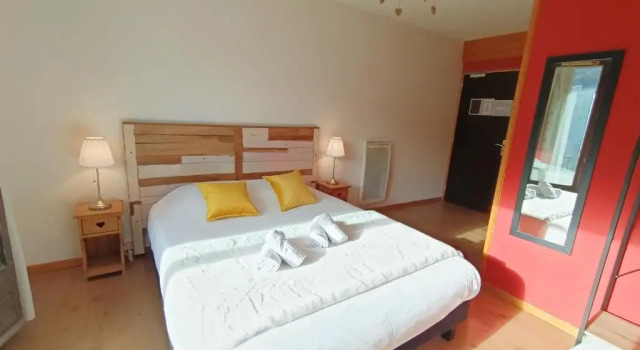 Двухместный номер Standard с балконом Hotel Plein Soleil