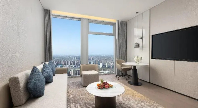 Люкс Crowne Plaza Jingmen by IHG