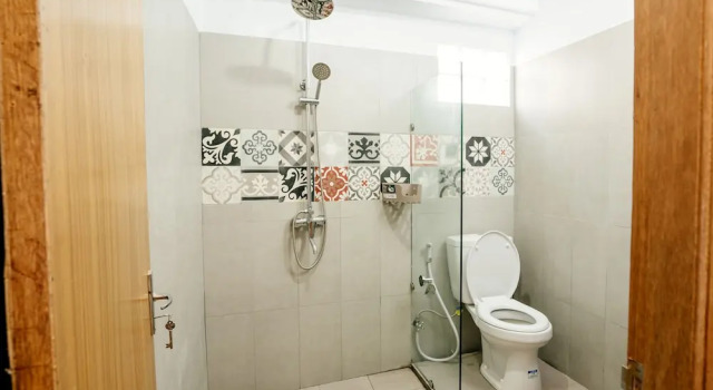 Номер Deluxe BAKUNGAN diJero Homestay