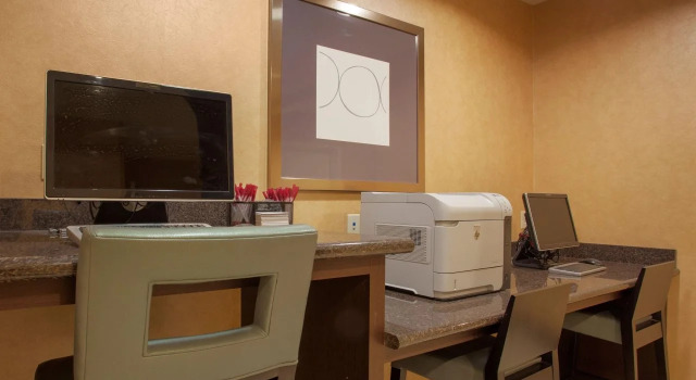 Residence Inn Phoenix NW/Surprise, Забронировать Отель Сюрпрайз Phoenix Metropolitan Area