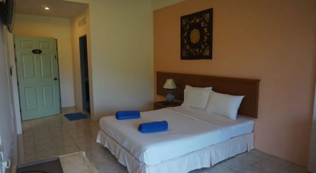 SS Emerald Suite, Забронировать Отель Отели Южного Таиланда с парковкой, Парковка
