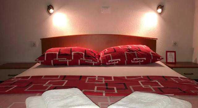 Студия с балконом и с видом на море Apartments Maris