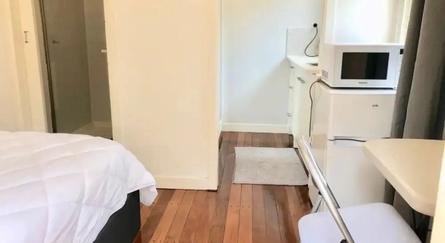 Quiet 1 Bedroom Guest House in Fairfield, Забронировать Гостевой дом Гостевые дома Brisbane Region, Гостевой дом