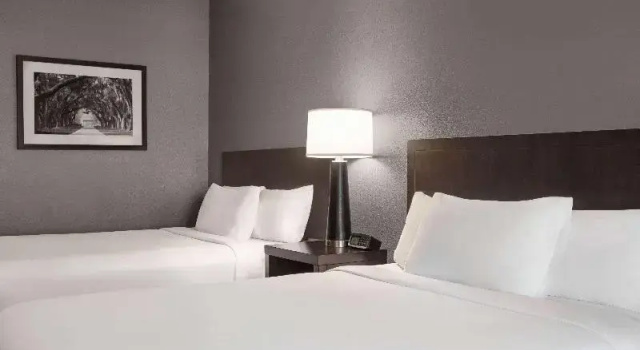 Четырёхместный номер Standard Wingate by Wyndham Savannah I-95 North