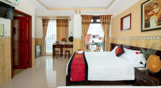 Трёхместный номер Standard с балконом Homestay May Trang