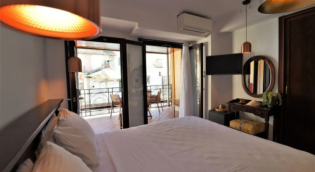 Трёхместный номер Standard Hotel Acropol