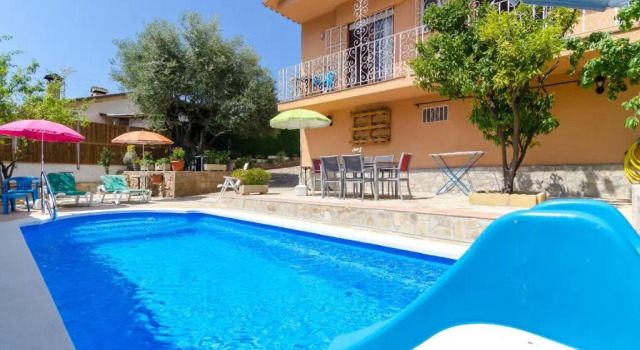Club Villamar - Cesca, Забронировать Вилла Виллы Льорет-де-Мар, рядом с D'en Plaja Castle, Вилла