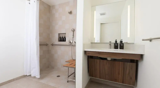 Номер Standard Kasa Little Italy San Diego