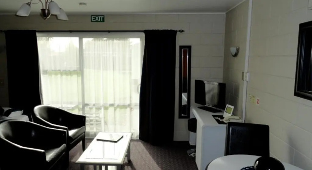 Студия Aarburg Airport Motel